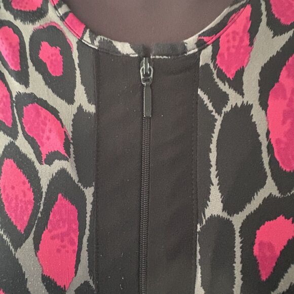 Joseph Ribkoff Top Womens 12 Pink Black Animal Print Zip Front Stretch Mobwife - Picture 9 of 16